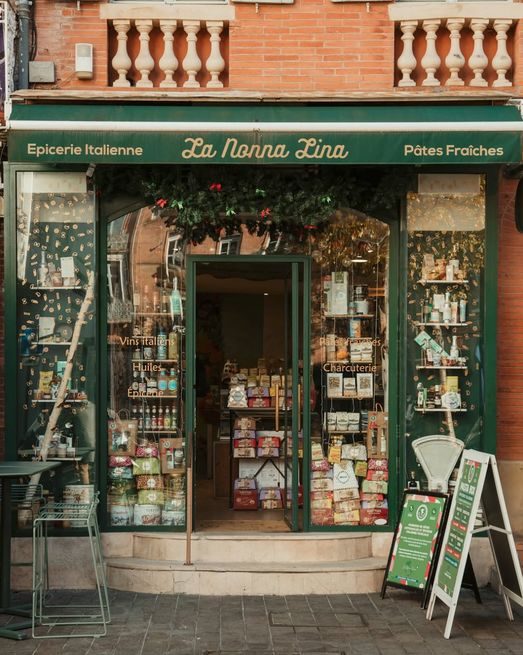 La Nonna Lina shopfront in Toulouse
